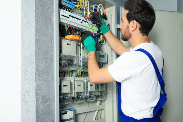 Best 24-Hour Electrician  in Woodstock, IL
